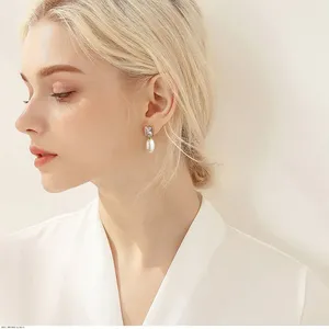 Pendientes de Plata de Ley 925 Chapados en Oro con Perlas Barrocas de Agua Dulce en Forma de Lágrima, Estilo Retro Elegante para Mujer, 24 mm, Estilo Coreano - Product Image 3