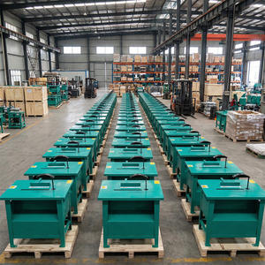 Scie à banc horizontale industrielle puissante pour le travail du <span class=keywords><strong>bois</strong></span>, moteur 4KW/3KW, options de tension personnalisée pour une découpe de panneaux précise, <span class=keywords><strong>menuiserie</strong></span> - Product Image 5