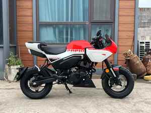CFMOTO PAPIO <span class=keywords><strong>125</strong></span>/150cc Moto Sportive Mini Monocylindre Refroidie par Air Rouge & Blanc Style Rétro Cafe <span class=keywords><strong>Racer</strong></span> - Product Image 1