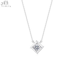 Collier pendentif miniature en or rose massif 18 carats avec diamant naturel véritable, forme losange tendance, cadeau pour femme - Product Image 3