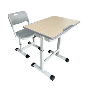 Conjunto de escritorio y silla escolar Mingzhong con altura ajustable para uso en el aula A001 - Product Image 2