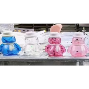ของเล่นบีบซานตาคลอสใสๆ น่ารัก สำหรับคริสต์มาส ทำจาก TPR นุ่มนิ่ม บรรเทาความเครียด ของเล่นบีบเล่นสำหรับเด็ก บรรจุกล่องของขวัญ - Product Image 5