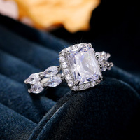 Haute Qualité Proposition Noble Anneaux Bas quantité minimale de commande Timbre En Laiton Bijoux Cubique Zircon Femmes Anneaux De Mariage Élégant Anneaux De Mariée