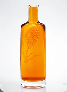 מחיר סיטונאי בקבוק זכוכית וודקה 500 מ "ל בקבוק זכוכית קפור לחבילה