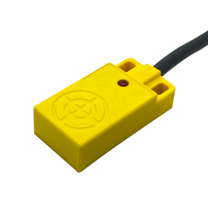 Sensor de Proximidad Inductivo Cuadrado, Distancia de Detección de 5 mm, NPN NO, DC12-24V, IP67, Montaje con Tornillo No Integrado, Detección de Metales Industriales - Product Image 1