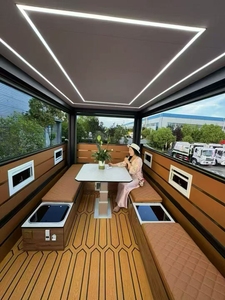 Camion-camping-car Sinotruck Howo à toit relevable, très demandé, pour <span class=keywords><strong>les</strong></span> voyages en pleine nature, la observation des étoiles et <span class=keywords><strong>les</strong></span> séances photo en extérieur (avec possibilité de se déguiser) - Product Image 3