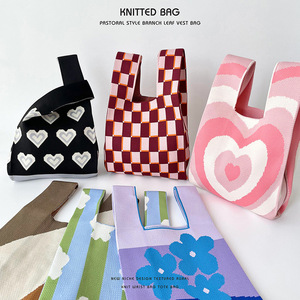 Borsa a tracolla/gilet da donna in poliestere a forma di cuore femminile con blocchi di nicchia - Product Image 5