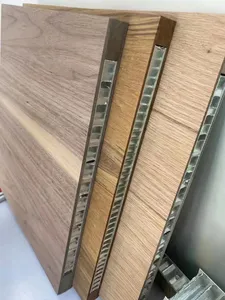 Panel komposit aluminium kustom dengan inti sarang lebah aluminium untuk pintu dalam ruangan lapisan acp pelat aluminium untuk kabinet dapur.