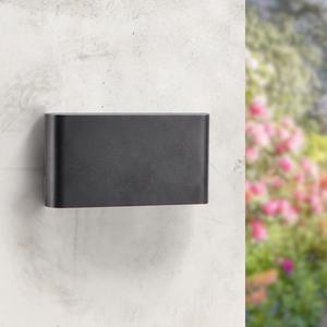 Lampada LED 10W, 3000K, luce calda; ideale per ambienti, illuminazione di spazi e risparmio energetico. - Product Image 1