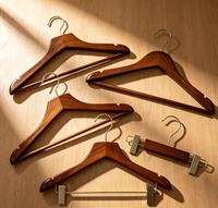 Cintre en bois de hêtre de luxe, style antique, pour costumes et vêtements, avec logo personnalisé, pour hôtel, avec pince Lotus en hêtre, cintre en bois massif de luxe