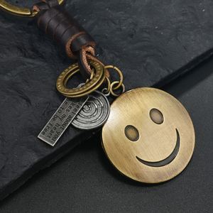 Colgante de Llavero de Metal con Cara Sonriente de Elefante de Aleación de Bronce y Cuero Trenzado, Regalo Pequeño Creativo Vintage para Hombres y Mujeres - Product Image 4