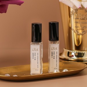 Spray de Fragancia Heshes 10ml, Diseño Minimalista para el Hogar, Ropa y Armario, Desodorante con Aroma Fresco y Duradero - Product Image 1