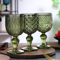 Nouveaux gobelets en verre au design vintage, différents styles, gobelets à eau en gros, gobelets en verre vert gaufré de 310 ml et 350 ml pour la maison et les fêtes