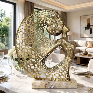 Statue de Femme Abstraite en Laiton Antique Ajoure, Sculptée à la Main, sur Socle en Marbre, Style Moderne et Luxueux, pour Décoration d'Intérieur, <span class=keywords><strong>Art</strong></span> ou Cadeau - Product Image 1