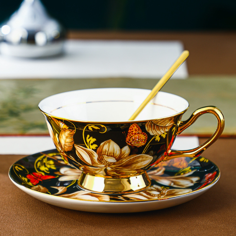 ชุดถ้วยกาแฟเดี่ยวพร้อมจานรองและช้อนสีดำ (แพ็คสำหรับสั่งซื้อทางไปรษณีย์)