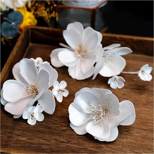 Diadema de Flores Tridimensional Minimalista de Estilo Francés Original, Juego de Diademas Blancas <span class=keywords><strong>para</strong></span> Novia, Accesorios <span class=keywords><strong>para</strong></span> Fotos de Boda - Product Image 1