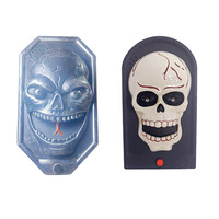 Sonnette électronique LED en plastique pour Halloween, pendentif crâne créatif pour escape room, accessoire de décoration d'ambiance pour la Fête des Morts