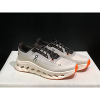 Chaussures de course ultra-légères pour hommes et femmes pour la randonnée de loisirs printanière absorbant les chocs avec des caractéristiques de marathon élastiques respirantes
