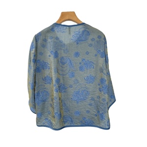 Autentica Camicetta in <span class=keywords><strong>Raso</strong></span> Intrecciato Stile Cinese, Casual e Comoda, con Decorazione a Bottoni e Logo Frontale Semplice, per Feste, Autunno 2025 - Product Image 3