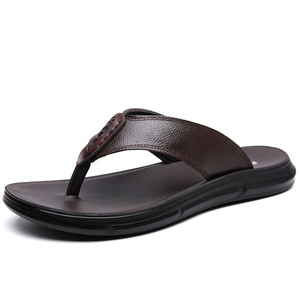 รองเท้าแตะผู้ชายสำหรับฤดูร้อน รองเท้าชายหาดกันลื่น สีน้ำตาล ส้นเตี้ย สวมใส่สบายๆ สำหรับกิจกรรมกลางแจ้ง สไตล์สวม - Product Image 4