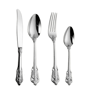 ชุดมีดสแตนเลสเครื่องเงินพร้อมหูจับสุดหรูทำจากเงินชุบทอง - Product Image 1