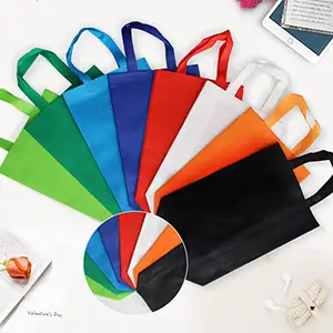 Venta caliente personalizada reciclable tela bolsa de la compra al por mayor promocional Pp no tejido fabricantes Tnt bolsas