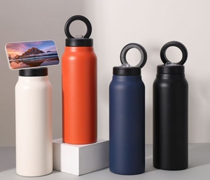Botella de Agua Deportiva de Acero Inoxidable de Doble Pared con Aislamiento al Vacío Personalizada de 720 ml, Tapa Magnética con Soporte para Teléfono, para Viajes - Product Image 1
