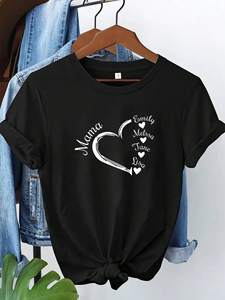 T-shirt personalizzata con nome e cuore da donna, in cotone, girocollo, casual, regalo personalizzato, stampa San Valentino, vestibilità regular - Product Image 3