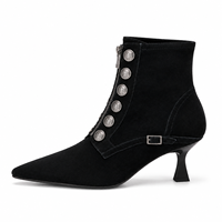 Bottines noires en daim pour femmes, à bout pointu, avec fermeture éclair latérale et bouton métallique, talon chaton, chaussures de mode pour les acheteurs de boutiques et de détail en gros