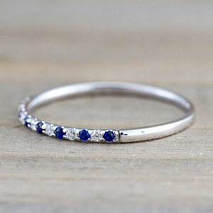 Anello Sottile Minimalista da Donna - Product Image 5