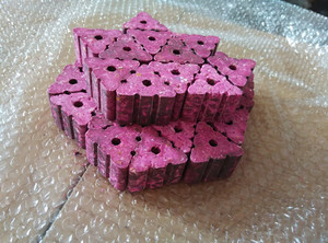 เครื่องอัดไฮดรอลิกแบบเซอร์โวสำหรับการขึ้นรูปบล็อกขี้ผึ้งแบบไร้<span class=keywords><strong>หนู</strong></span> เครื่องอัดแบบสี่เสาสามคานสำหรับการขึ้น<span class=keywords><strong>รูป</strong></span>บล็อกขี้ผึ้ง - Product Image 3
