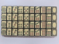 Set Mahjong Amerika Vintage dengan Bingkai Hijau, Ubin Akrilik Warna Gading, Lengkap 160 Buah untuk Permainan Keluarga, Klub, dan Malam Santai