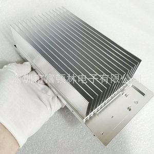 Disipador de Calor de Aluminio CNC Personalizado 6063, Extruido y Mecanizado con Trefilado y Oxidación Conductiva para Aplicaciones de Alta Potencia - Product Image 5
