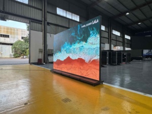 شاشة عرض LED خارجية عالية الدقة للإيجار للمناسبات والإعلانات - Product Image 2