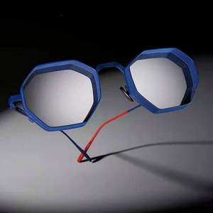 Gafas de Sol Vintage 2022 para Hombre y Mujer, Estilo Punk Metálico, Lentes de Espejo UV400, Forma Cuadrada Poligonal, Estilo Steampunk - Product Image 4