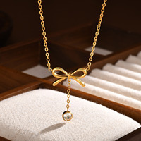 Collier Pendentif Nœud Papillon en Acier Inoxydable avec Zircon, Colliers Tendance pour Femme, Idéal pour le Quotidien, les Rendez-vous et les Mariages