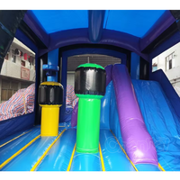 Structure gonflable combinée à thème manette de jeu avec toboggan, château gonflable extérieur pour enfants, idéale pour la location événementielle