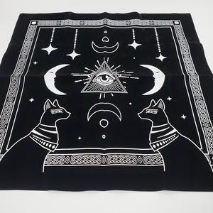 XinLan Triple Lune Pentagrammes Pagan Autel Tissu Flanelle Tarots Tissu Divination Astrologie Jeu de Société Tarots Nappe 49x49cm - Product Image 3