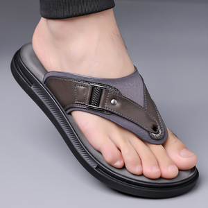 Tongs d'été pour hommes, gris et marron, semelle souple, sandales de plage imperméables, chaussures décontractées à enfiler, taille adulte 40 41 42 43 44 - Product Image 1
