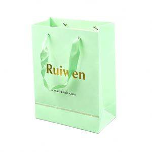 Bolsas de Papel de Regalo de Lujo Personalizadas y Coloridas, Perfectas para Empaquetado Festivo y Comercial, Mejoran la Apariencia de la Marca con un Aspecto Vibrante - Product Image 4