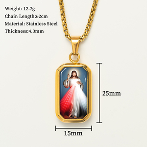 GIVELUCK liontin oktagon Custom <span class=keywords><strong>Mercy</strong></span> disepuh emas, medali Katolik personalisasi dengan aksen & desain sinar terukir - Product Image 2