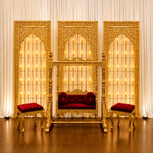 Decoración de columpio de lujo para bodas al aire libre, columpio Maharaja con acabado dorado y paneles de fondo para bodas. - Product Image 1