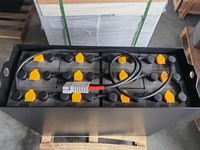 Paquete de batería de montacargas de alta densidad de energía 24V625Ah 300 + Modelos compatibles