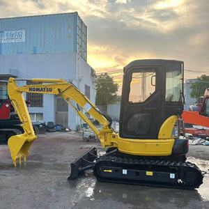 Mini-excavatrice Komatsu PC35MR avec godet de terrassement, poids opérationnel de 3,5 tonnes - Product Image 3