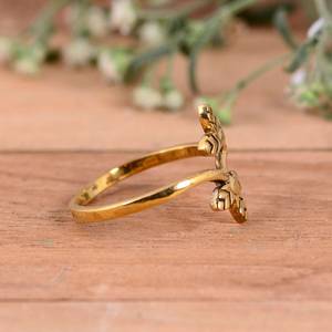 Bague Feuille Faite Main en Argent Plaqué Or 14K avec Sertissage Bezel, Luxe d'Inspiration Naturelle, pour Mariage et Soirée, pour Femme - Product Image 5