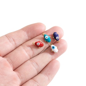 จี้ฮัมซาป้องกันภัย 9x13 มม. |   จี้รูปมือฟาติมาเคลือบทอง PVD บนสแตนเลสเคลือบเงา สำหรับทำสร้อยข้อมือ สร้อยคอ DIY - Product Image 2
