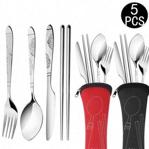 Juego de cubiertos de acero inoxidable de cinco piezas estilo chino nuevo con bolsa de tela, cuchillo y tenedor para carne con acabado cepillado, para exportación. - Product Image 3