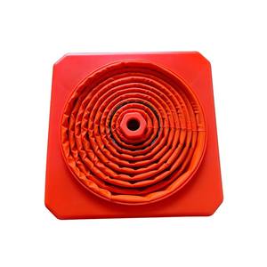 30: مخروط أمان مروري قابل للسحبً ومقاوم للماء قابل للسحبً ، مرفق حركة مرور عاكس ضوء ليد قابل للطي - Product Image 2