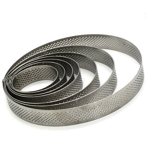 <span class=keywords><strong>Cercle</strong></span> <span class=keywords><strong>à</strong></span> <span class=keywords><strong>tarte</strong></span> rond en acier inoxydable sans soudure perforé avec trous pour <span class=keywords><strong>tarte</strong></span> aux fruits - Product Image 1