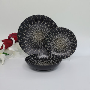 <span class=keywords><strong>Service</strong></span> de table en <span class=keywords><strong>porcelaine</strong></span>, 18 pièces, anglais Fine, Royal, à usage domestique - Product Image 4
